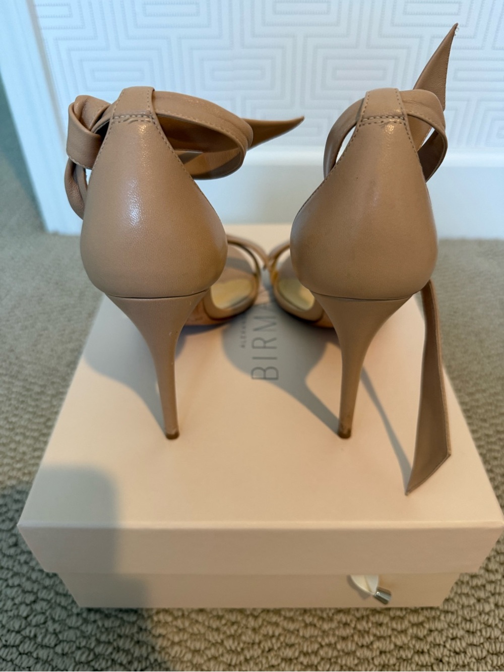 Alexandre Birman Beige Knot Ankle-Strap Stiletto Sandals - Picture 2 of 9
